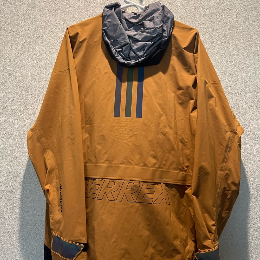 Adidas - Picture 2 of 2